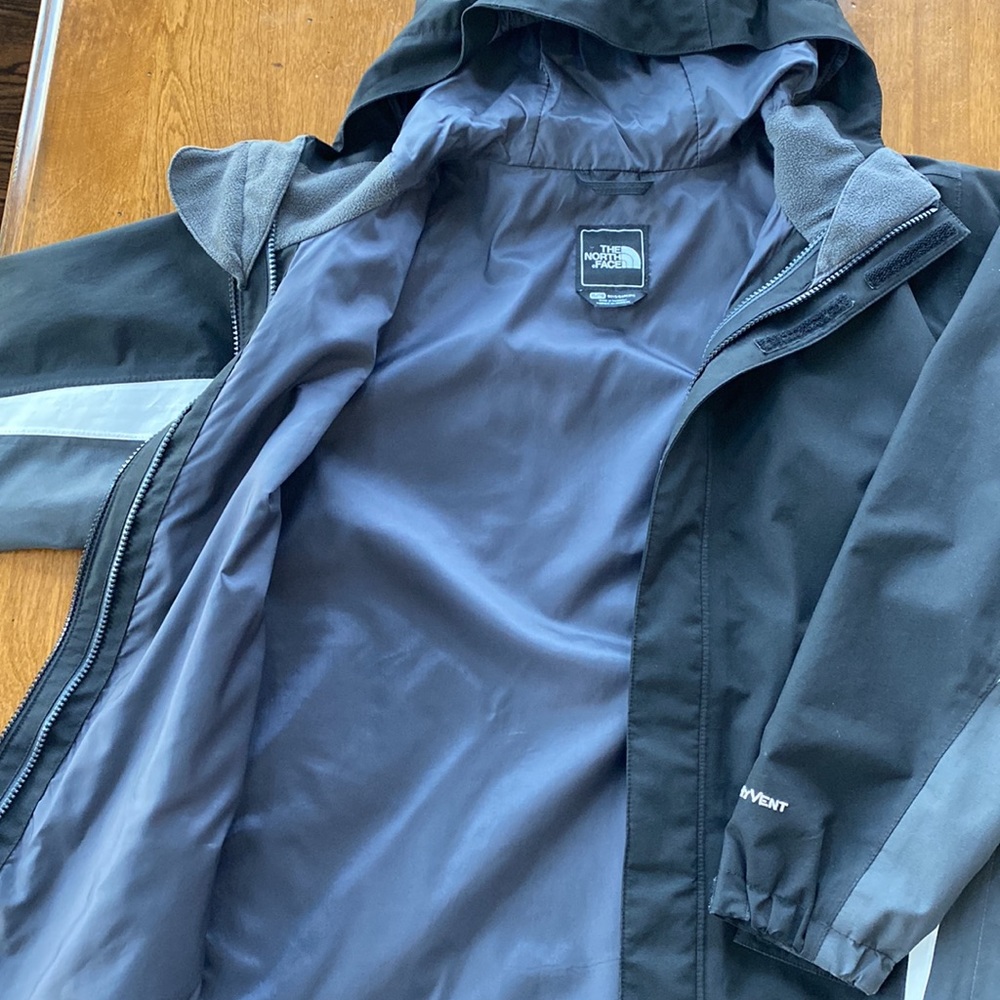 North Face Water/ Wind Proof Jacket - image 8